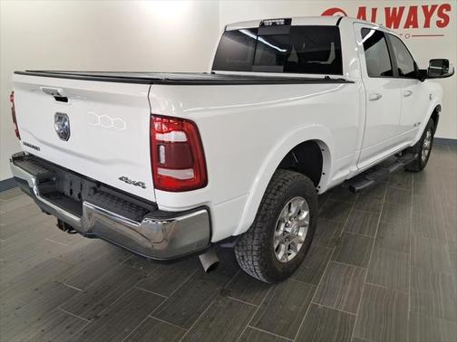 2019 RAM 2500 Laramie Crew Cab 4x4 6'4' Box
