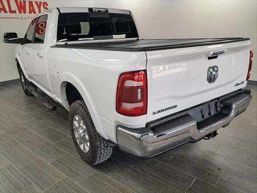 2019 RAM 2500 Laramie Crew Cab 4x4 6'4' Box