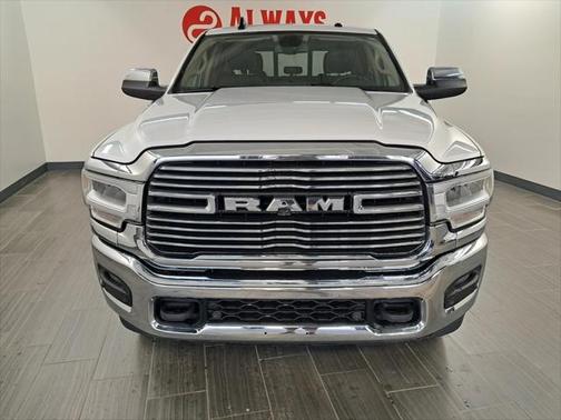 2019 RAM 2500 Laramie Crew Cab 4x4 6'4' Box