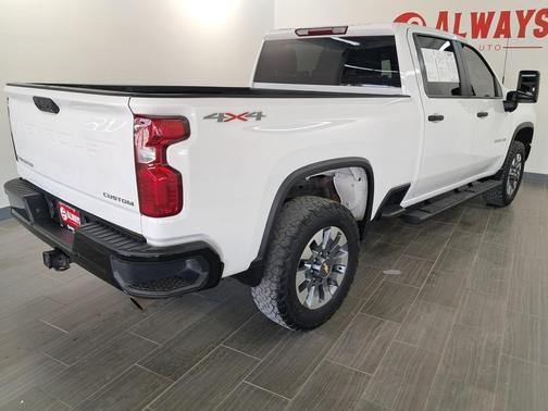 2023 Chevrolet Silverado 2500 Custom