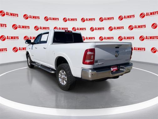 2019 RAM 2500 Laramie Crew Cab 4x4 6'4' Box