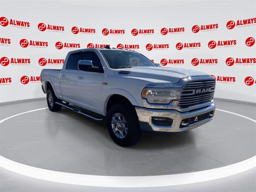 2019 RAM 2500 Laramie Crew Cab 4x4 6'4' Box