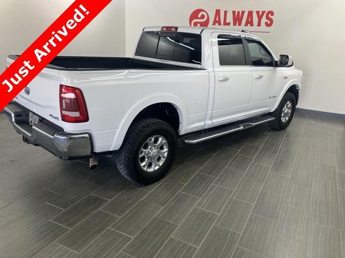 2019 RAM 2500 Laramie Crew Cab 4x4 6'4' Box