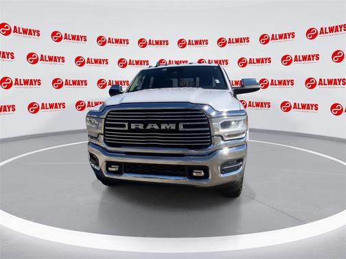 2019 RAM 2500 Laramie Crew Cab 4x4 6'4' Box