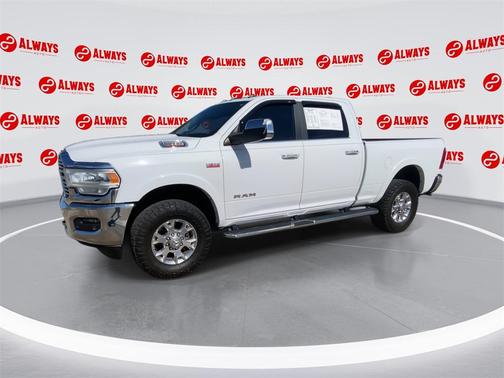 2019 RAM 2500 Laramie Crew Cab 4x4 6'4' Box