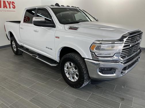 2019 RAM 2500 Laramie Crew Cab 4x4 6'4' Box