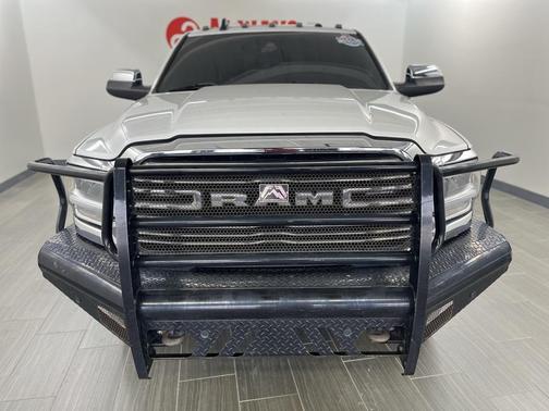 2022 RAM 2500 Laramie Mega Cab 4x4 6'4' Box