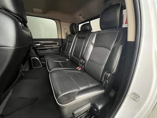 2022 RAM 2500 Laramie Mega Cab 4x4 6'4' Box