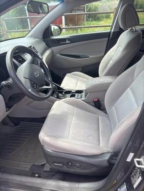 2016 Hyundai TUCSON SE