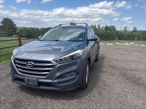 2016 Hyundai TUCSON SE