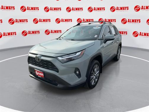 2022 Toyota RAV4 XLE Premium
