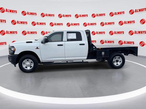 2023 RAM 2500 Tradesman Crew Cab 4x4 8' Box