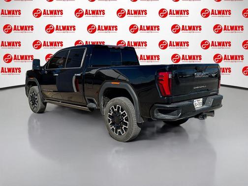 Onyx Black 2024 GMC Sierra 2500 Denali Ultimate