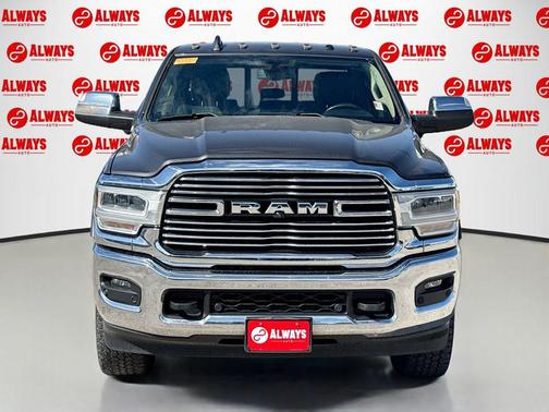 2019 RAM 2500 Laramie Crew Cab 4x4 6'4' Box