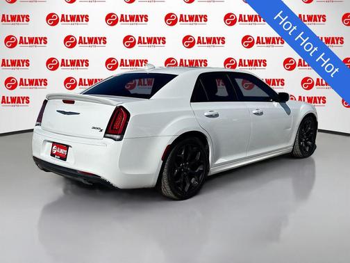 2019 Chrysler 300 S