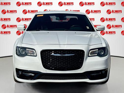 2019 Chrysler 300 S