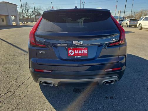 2020 Cadillac XT4 Premium Luxury