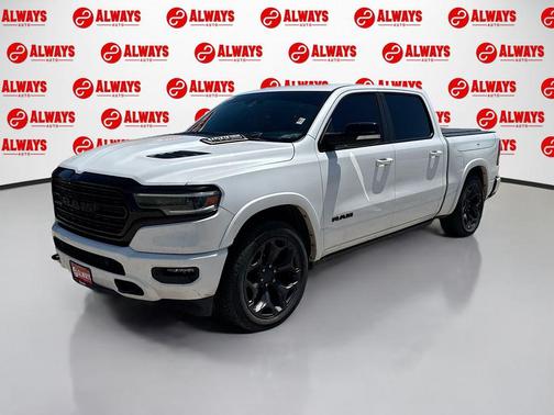 Ivory White Tri-Coat Pearlcoat 2021 RAM 1500 Limited