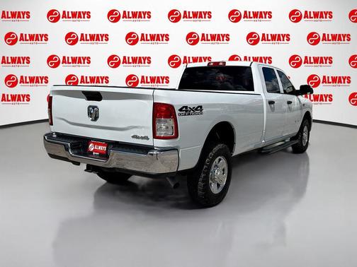 2022 RAM 2500 Tradesman Crew Cab 4x4 8' Box