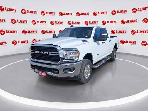 2024 RAM 2500 Big Horn Crew Cab 4x4 6'4' Box
