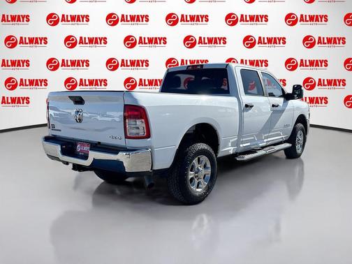 2024 RAM 2500 Big Horn Crew Cab 4x4 6'4' Box