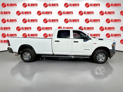 2019 RAM 2500 Tradesman Crew Cab 4x4 8' Box