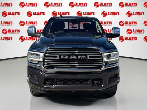 2024 RAM 3500 Laramie Crew Cab 4x4 8' Box