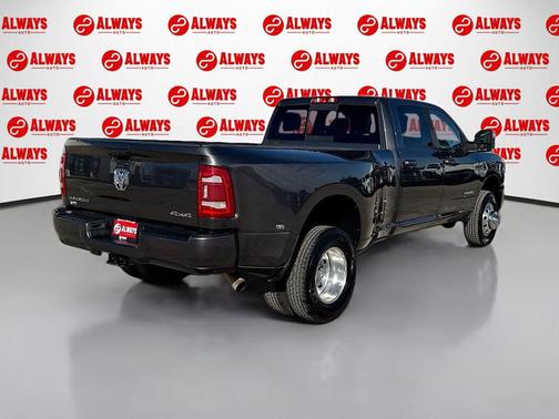 2024 RAM 3500 Laramie Crew Cab 4x4 8' Box
