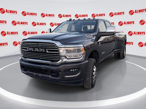 2024 RAM 3500 Laramie Crew Cab 4x4 8' Box