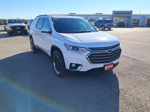 2021 Chevrolet Traverse LT Cloth