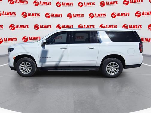 2023 Chevrolet Suburban LT
