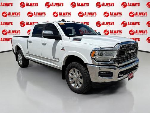 2022 RAM 3500 Limited Crew Cab 4x4 6'4' Box