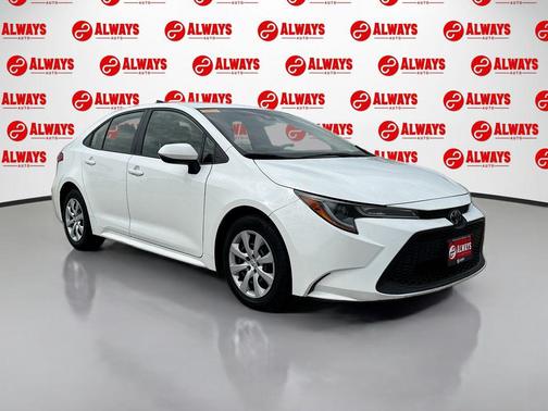 White 2022 Toyota Corolla LE
