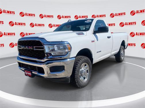 2022 RAM 2500 Tradesman Regular Cab 4x4 8' Box