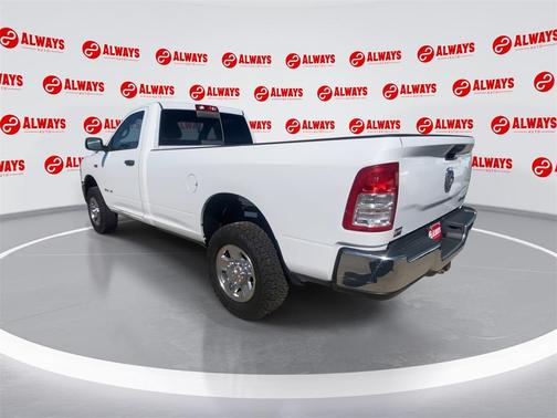 2022 RAM 2500 Tradesman Regular Cab 4x4 8' Box