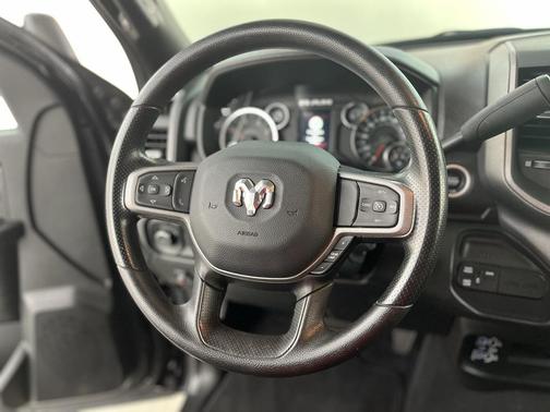 2024 RAM 2500 Tradesman Crew Cab 4x4 6'4' Box
