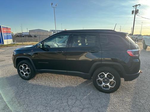 2022 Jeep Compass Trailhawk