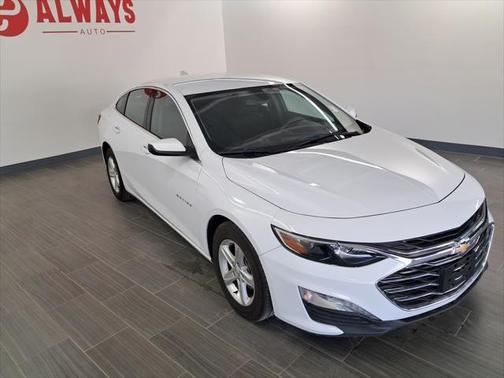 2022 Chevrolet Malibu FWD LT