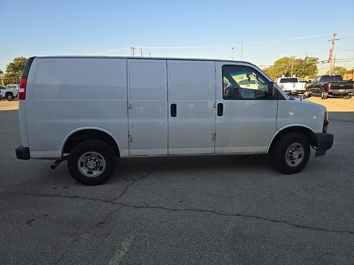 2021 Chevrolet Express 2500 RWD 2500 Regular Wheelbase WT