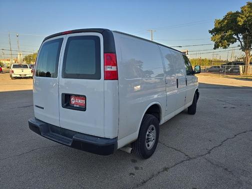 2021 Chevrolet Express 2500 RWD 2500 Regular Wheelbase WT