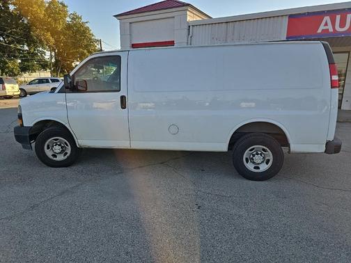 2021 Chevrolet Express 2500 RWD 2500 Regular Wheelbase WT