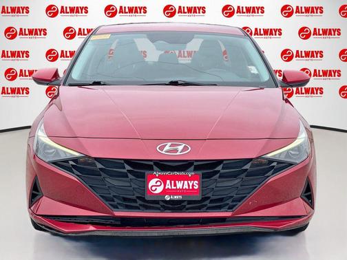 2021 Hyundai ELANTRA SEL