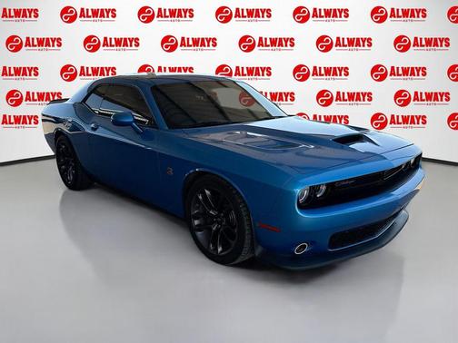 B5 Blue Pearlcoat 2023 Dodge Challenger R/T Scat Pack