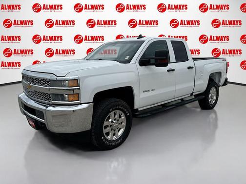 Summit White 2019 Chevrolet Silverado 2500 WT