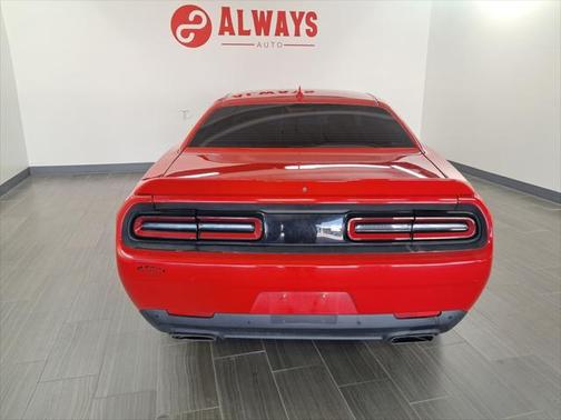 2015 Dodge Challenger R/T Plus