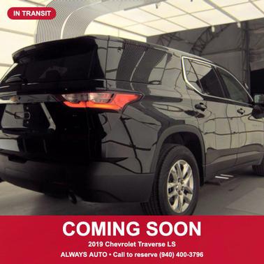Mosaic Black Metallic 2019 Chevrolet Traverse LS