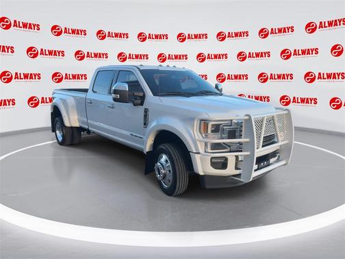2022 Ford F-450 Platinum