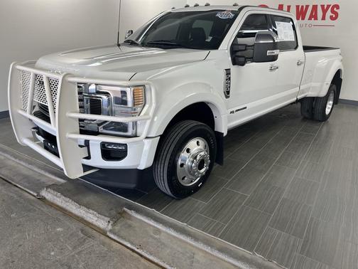 2022 Ford F-450 Platinum