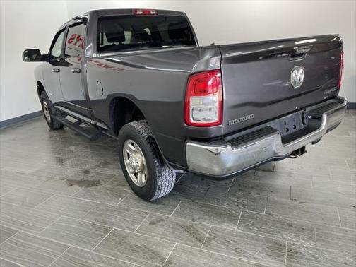 2019 RAM 2500 Big Horn Crew Cab 4x4 6'4' Box