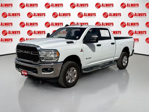 2023 RAM 2500 Big Horn Crew Cab 4x4 6'4' Box